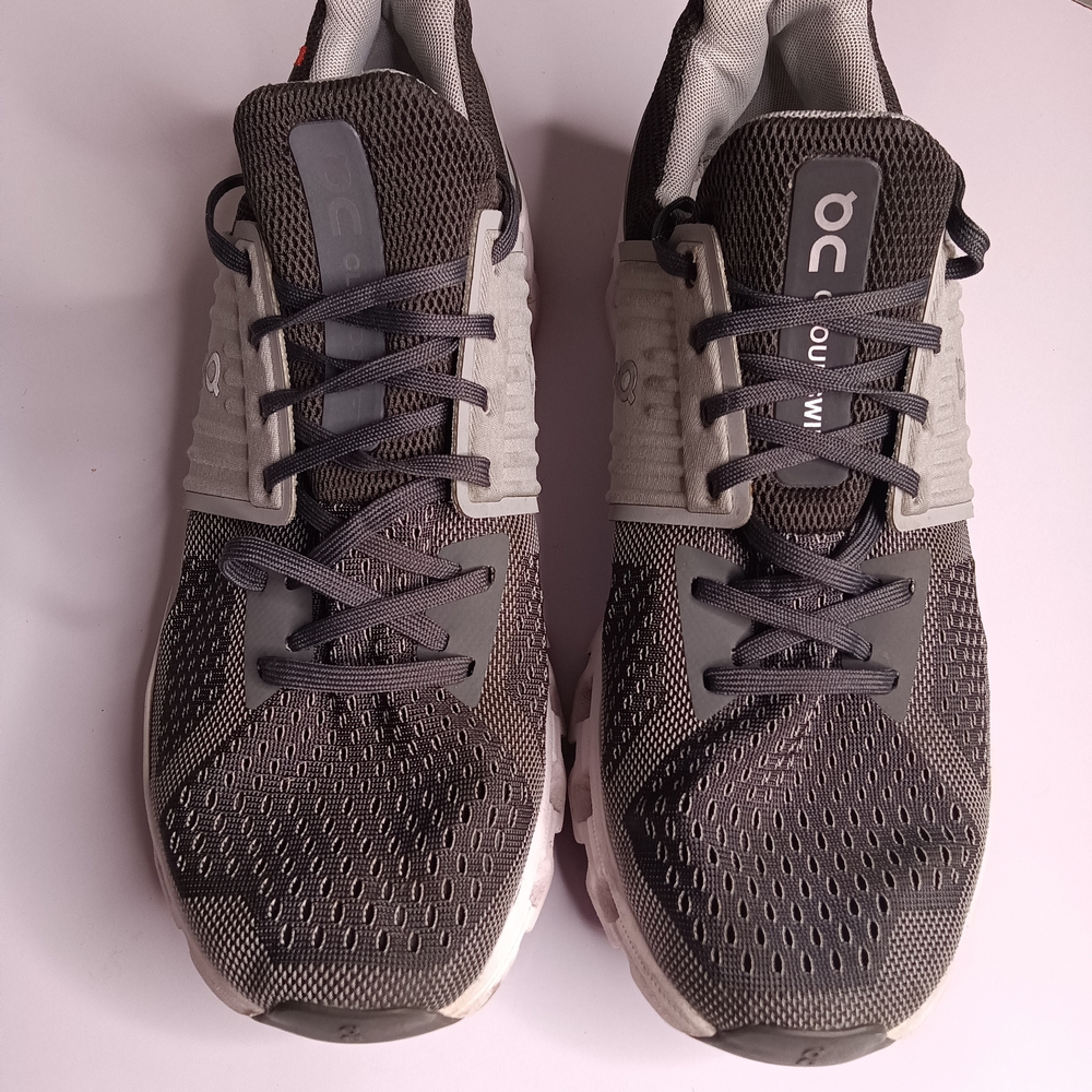 On Running Men's Sneakers - Black and Gray